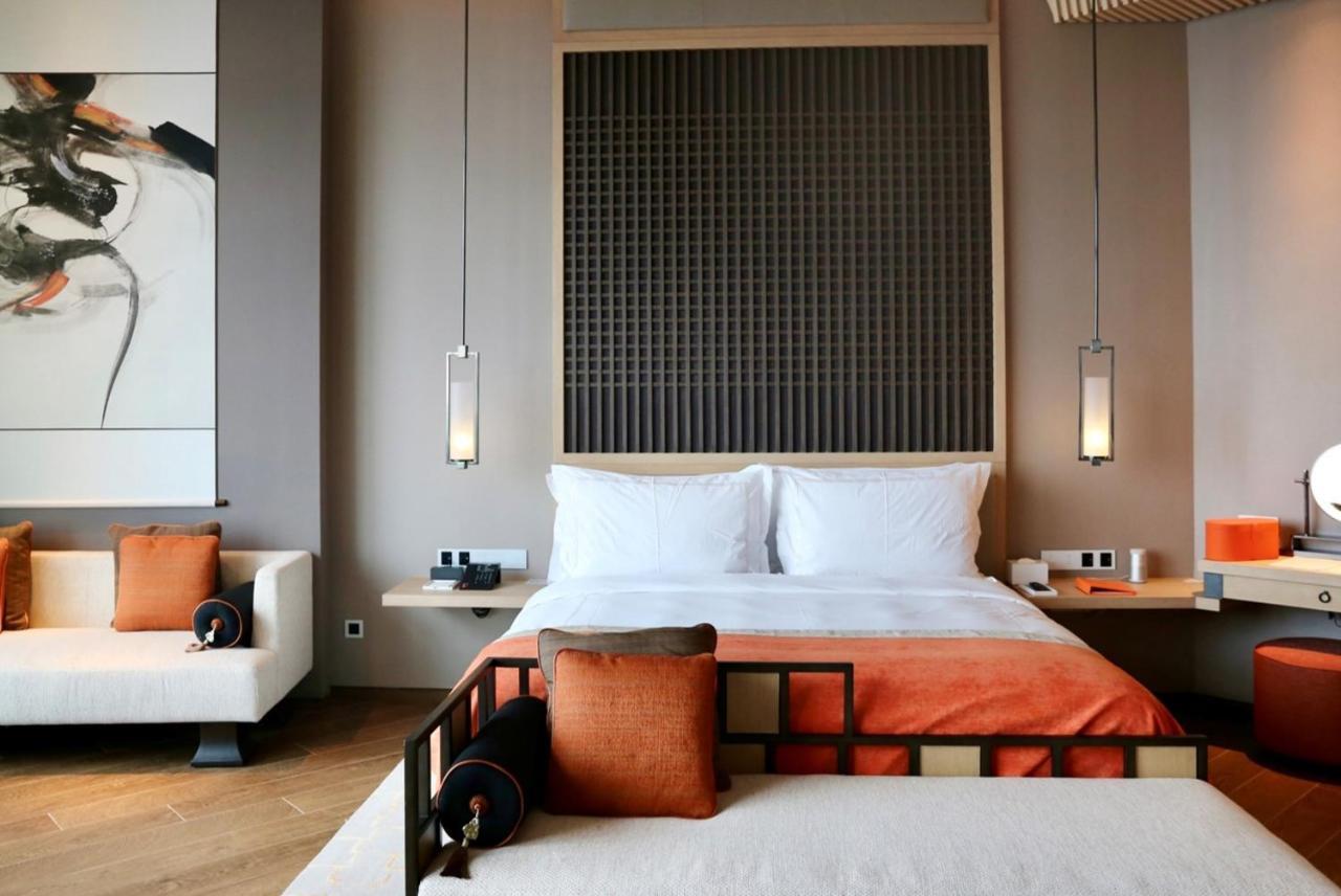 Jumeirah Guangzhou-Complimentary Shuttle Bus To Canton Fair Complex エクステリア 写真