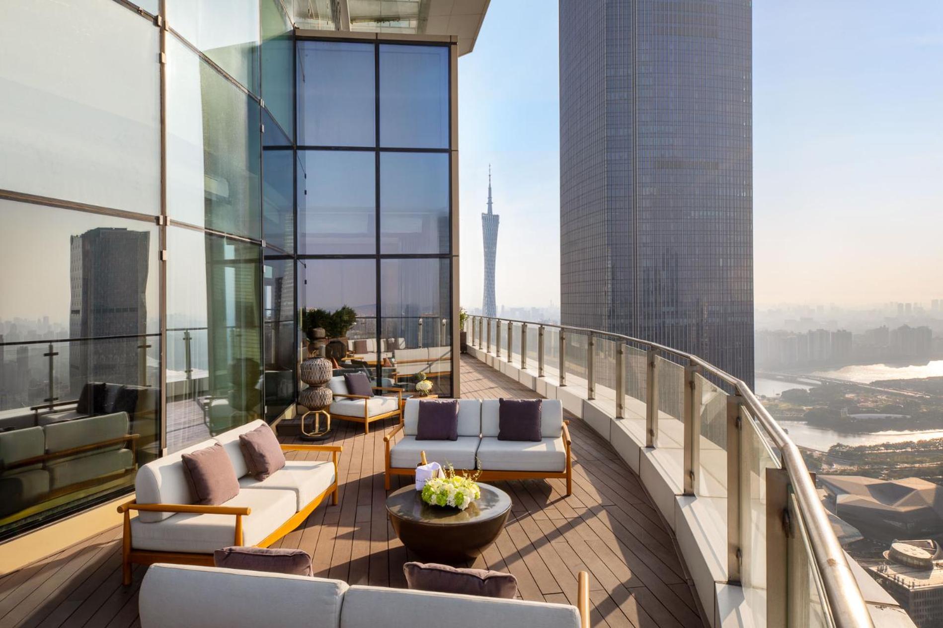 Jumeirah Guangzhou-Complimentary Shuttle Bus To Canton Fair Complex エクステリア 写真