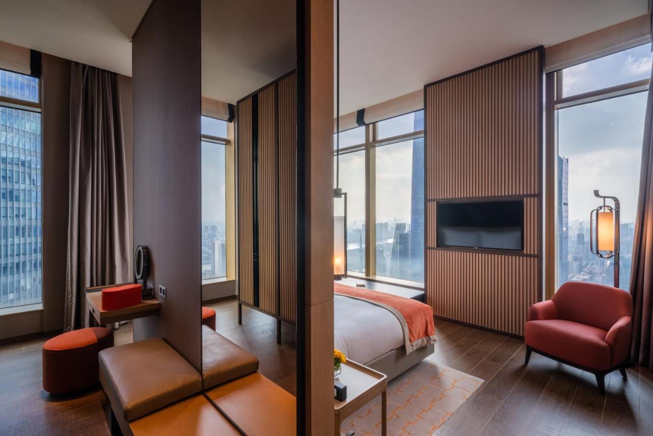 Jumeirah Guangzhou-Complimentary Shuttle Bus To Canton Fair Complex エクステリア 写真